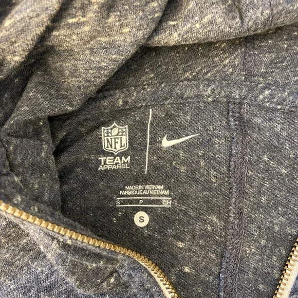 New England Patriots Nike Zip Up! - Picture 5 of 5